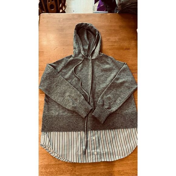 AQUA GRAY HOODED PULLOVER SWEATER WOMENS SZ S BUILT IN SHIRT - Picture 3 of 10